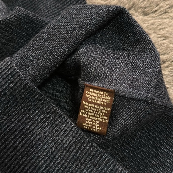 Toscano Patrick Assaraf Wool two-button collar Blue sweater size M - Picture 5 of 8